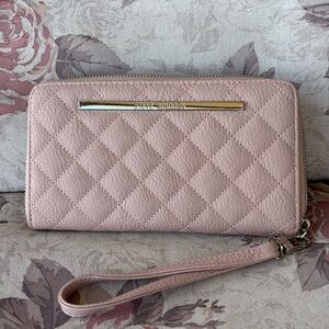 Steve Madden wallet  light pink color